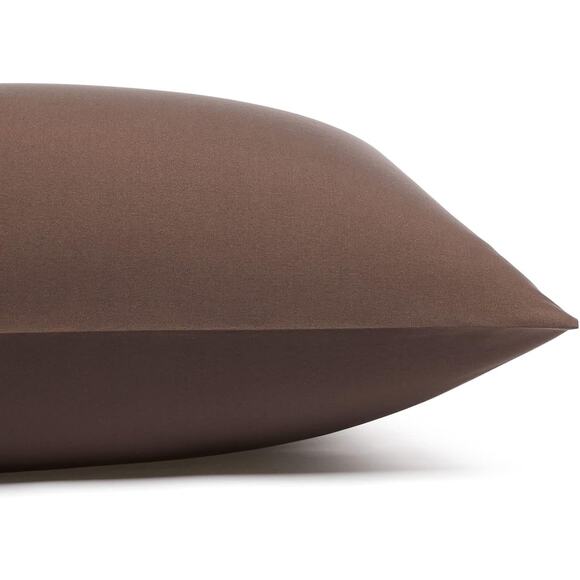 Amazon Basics Lightweight Microfiber Queen 3 Piece Bed Sheet Set Chocolate - Picture 3 of 6